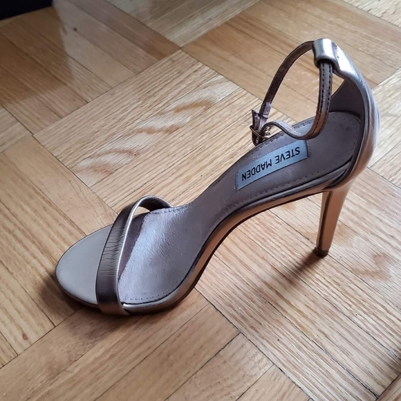 Soph Ankle Heels in Champagne - Picture 4 of 4